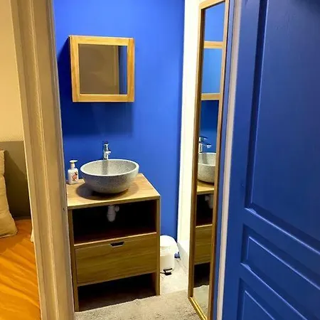 Apartment And Cosy Menilmontant